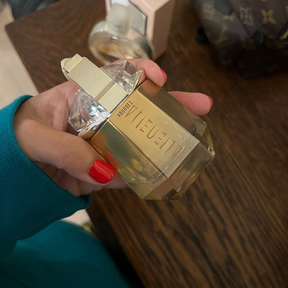 Mugler Alien Goddess Perfume